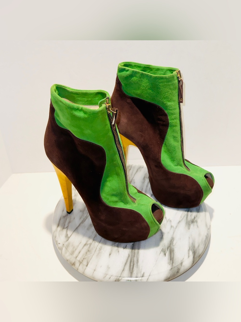 Taccetti Italian: Brown and green suede platform heels with yellow heel Size 8